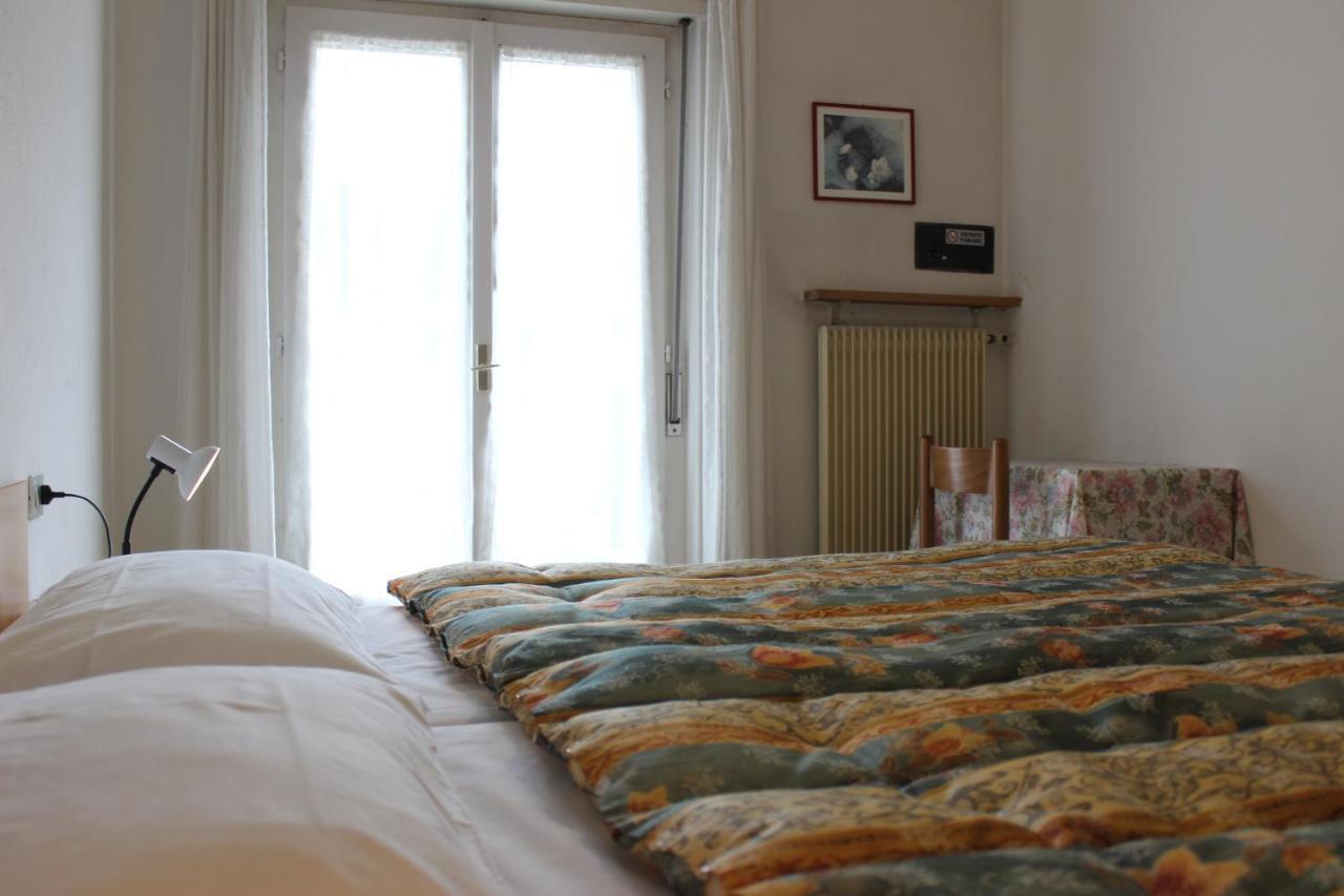 Garni Hirsch Hotel กานาเซย์ ภายนอก รูปภาพ