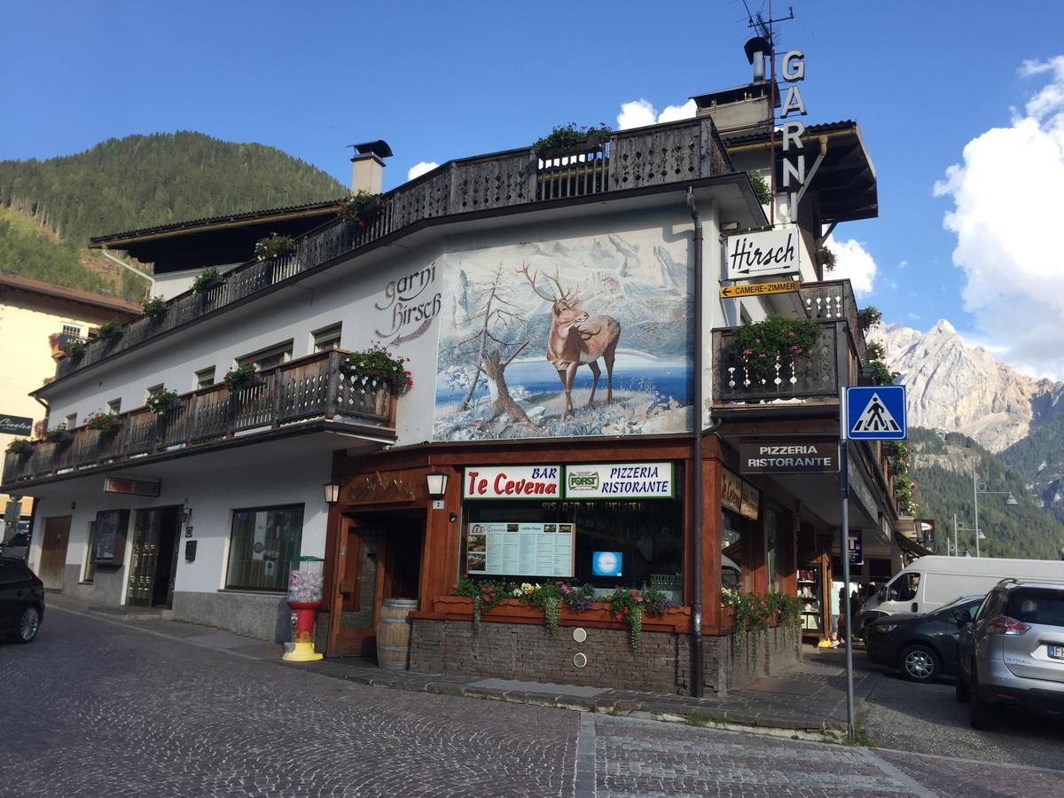 Garni Hirsch Hotel กานาเซย์ ภายนอก รูปภาพ
